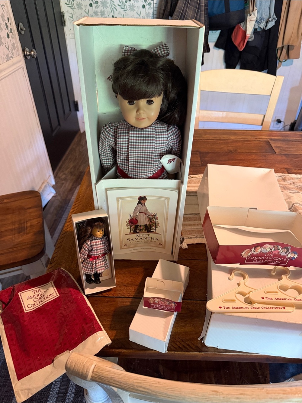 1991 American Girl Samantha Doll Set – New in Box + Mini Doll, Books & Extras